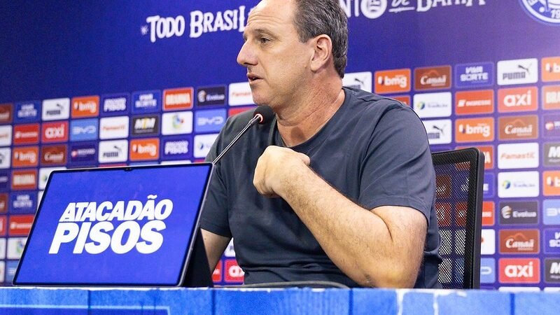 Ceni reclama de início de segundo tempo ruim do Bahia em vitória sobre o Mirassol: “Uma m…”