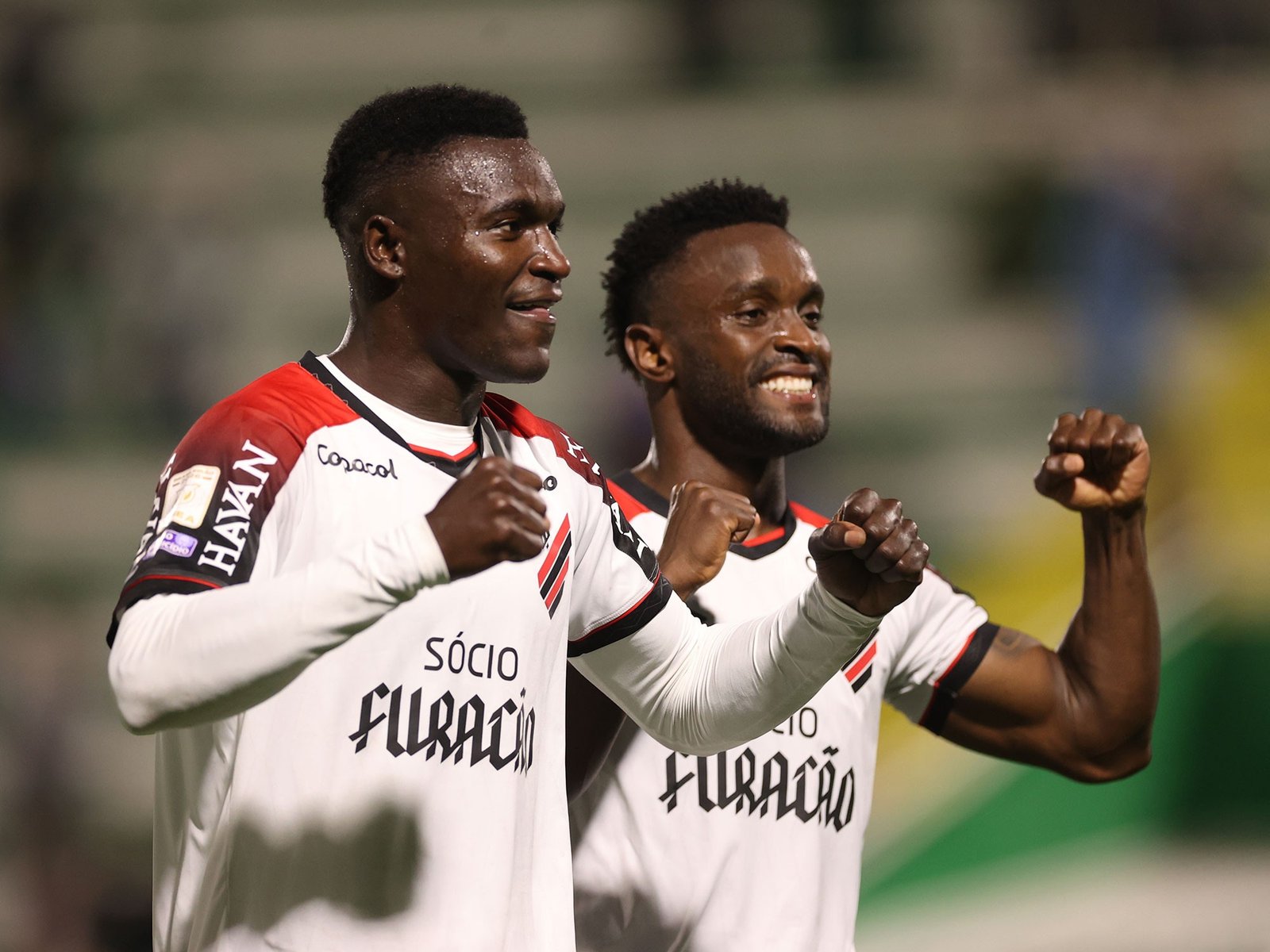 Atuações do Athletico: Viveros faz dois e dispara na artilharia do Brasileirão; dê suas notas