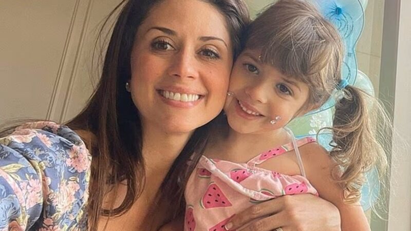 Brasileira mata filha de 4 anos e atira em si mesma após perder guarda nos EUA
