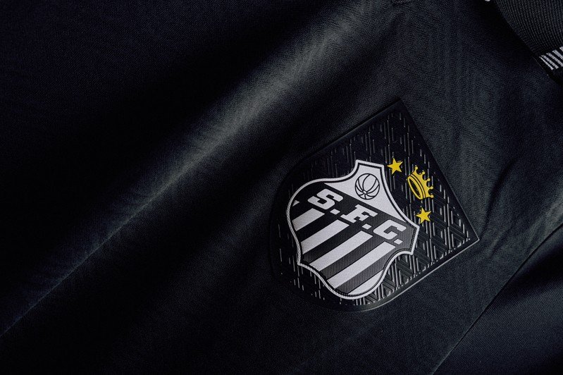 Santos fecha patrocínio com site de sorteios, e pai de Neymar diz: “Fonte robusta de receitas”