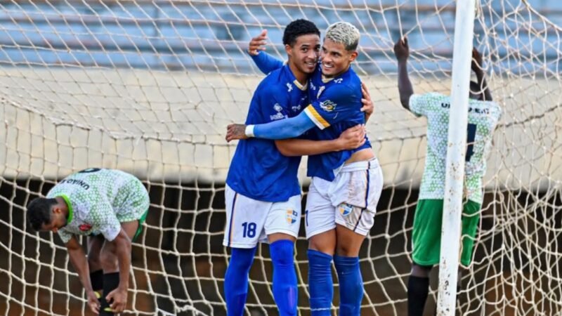 Batalhão tem elenco mais jovem, enquanto Guaraí tem o mais velho; veja a média de idade dos semifinalistas