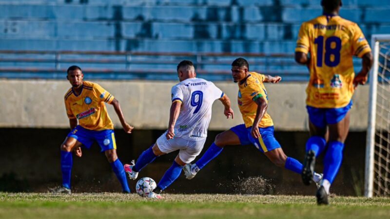 Paulo Caroço exalta garotos e destaca partida ‘memorável’ após goleada do Batalhão
