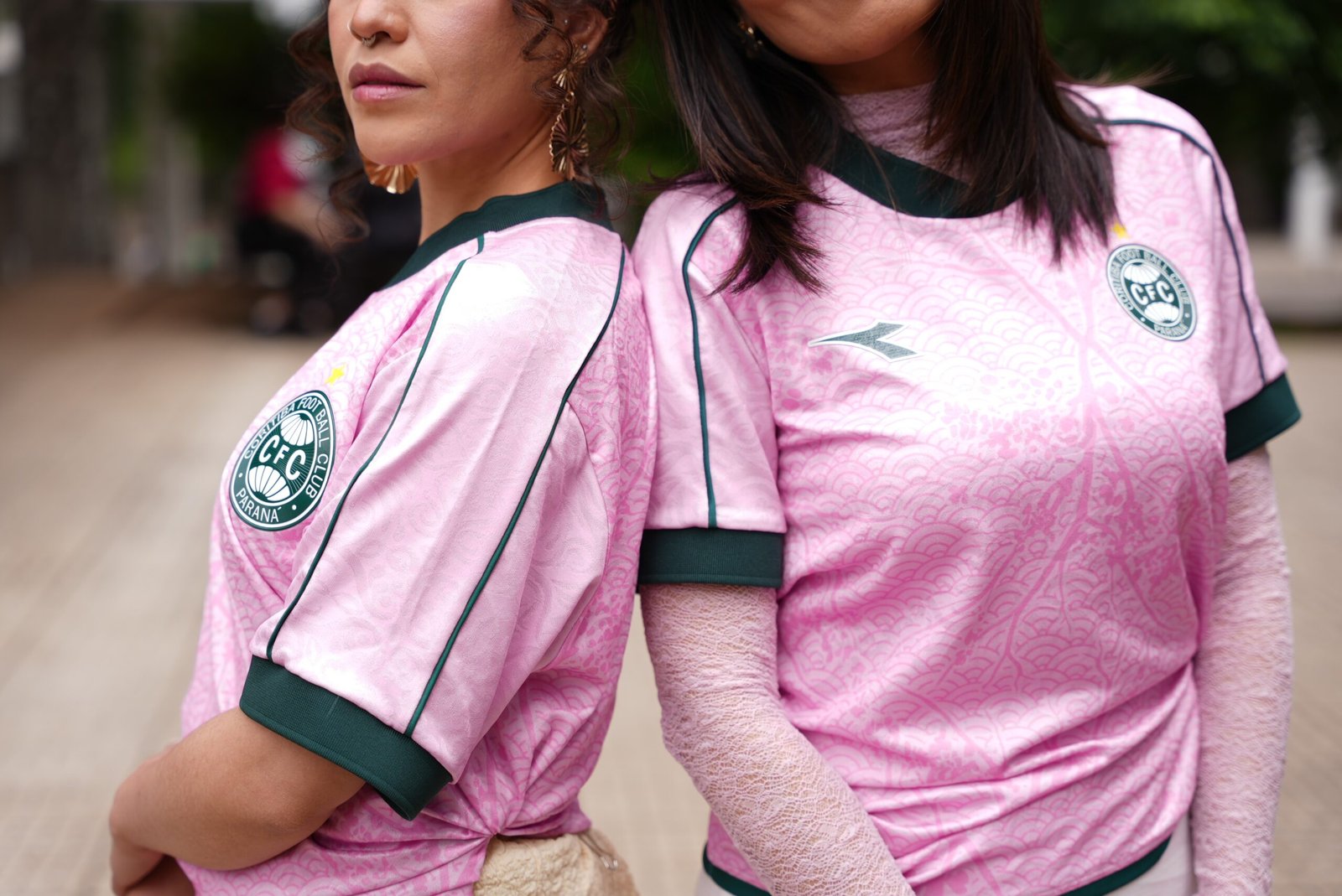 Outubro Rosa: Coritiba apresenta camisa inspirada na florada das cerejeiras e vai usá-la na Série A