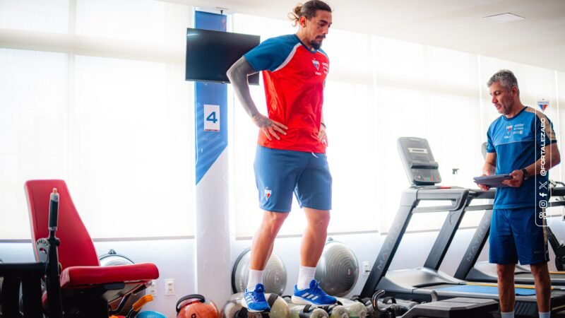 Quando Chico da Costa volta? Autuori projeta retorno do atacante ao Fortaleza