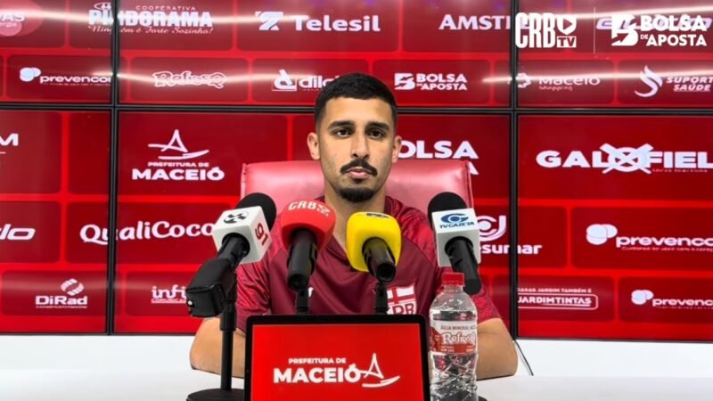 Danielzinho diz que CRB entrou no G-6 na hora certa: “Vontade extrema de fazer algo diferente”