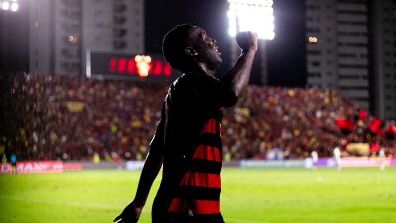 Patrick de Paula desabafa após vitória do Sport: “Emocionado pelo momento, por tudo o que passei”