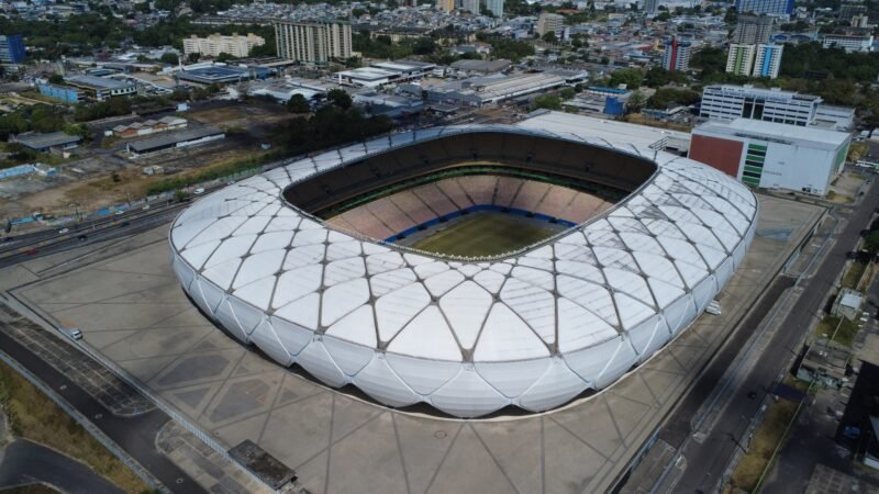 Vasco entra em contato com Arena da Amazônia para jogos contra Boca Juniors e Flamengo