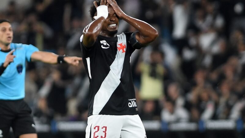 Com atuação trágica, Vasco não se aproxima da sonhada ‘noite da virada’