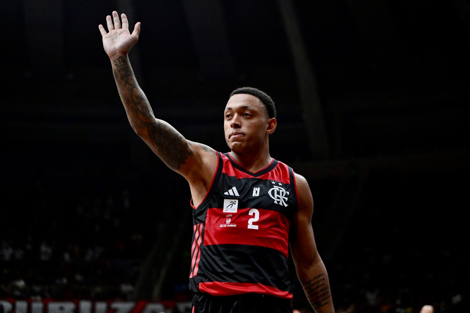 Yago Mateus assume favoritismo do Flamengo antes da estreia no NBB