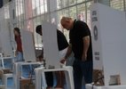 A três dias das eleições, buscas sobre multa eleitoral e venda de bebida disparam no Google
