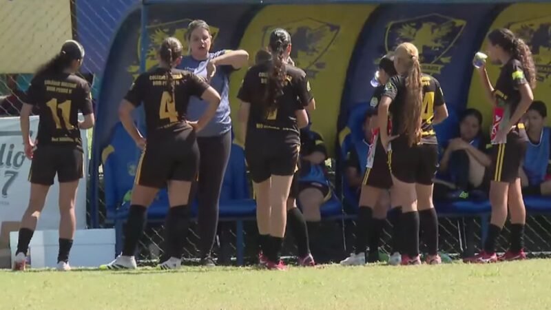 Com atletas da capital e do interior no elenco, Galvez se prepara para o Acreano Feminino Sub-20