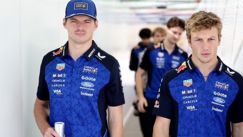 Verstappen e Lawson são punidos após toque em treino no GP do México