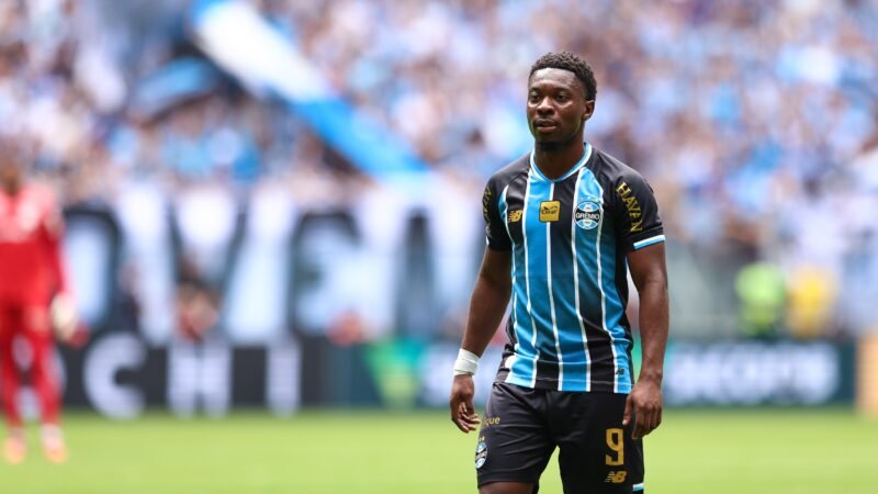 Como o Grêmio montou o atual grupo de estrangeiros, questionado por Renato