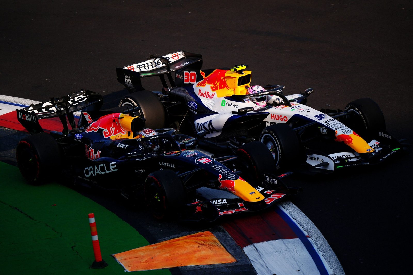 Verstappen cita disputa por vaga na F1 e alfineta Lawson após toque