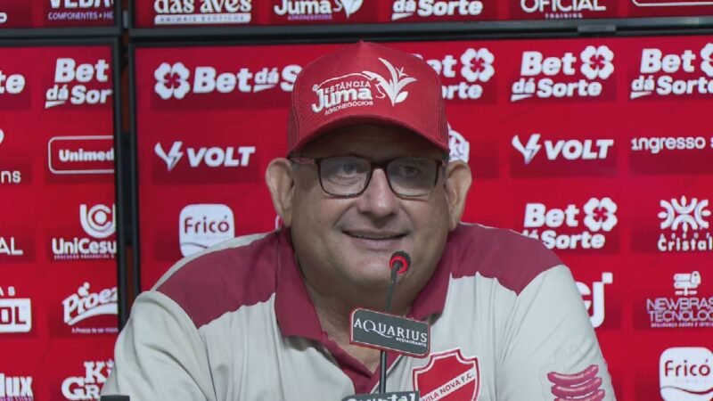 Guto celebra vitória que mantém Vila líder e enaltece a torcida: “Invadimos a casa do vizinho”