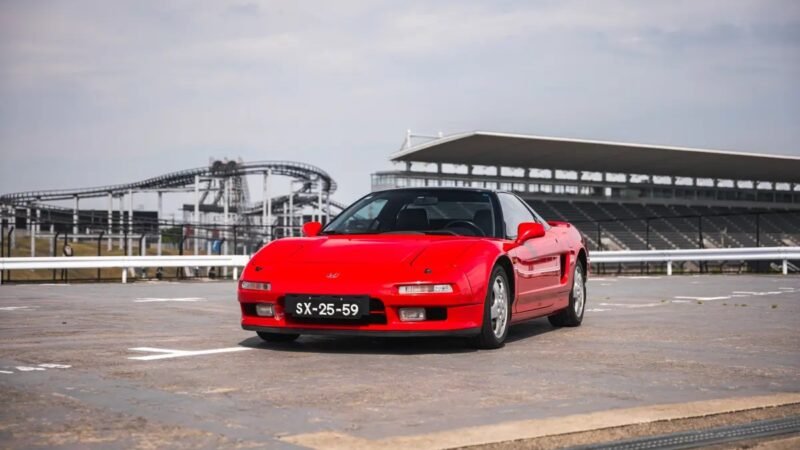 Carro de Senna será leiloado neste sábado e pode passar de R$ 5 milhões; veja como ele é