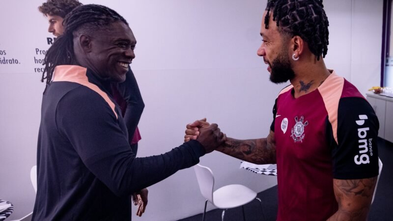 Dias intensos: o que Seedorf pode mudar no Corinthians até estreia