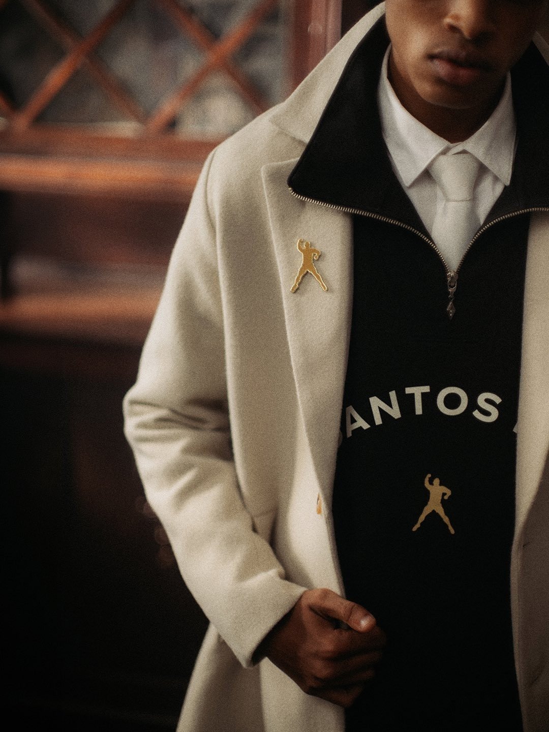 Em parceria com pai de Neymar, Santos lança coleção urbana em homenagem a Pelé; veja fotos
