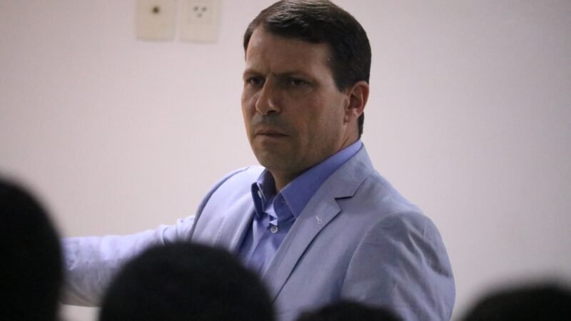 Consultor de arbitragem do Grêmio, Gaciba critica orientação da CBF: “O erro vem de cima”