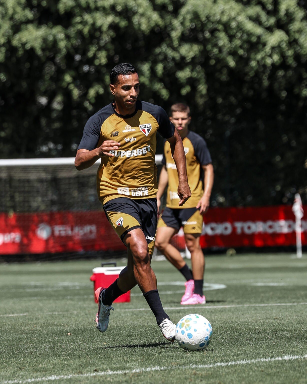 Titulares e decepções: como estão os reforços que o São Paulo contratou na última janela