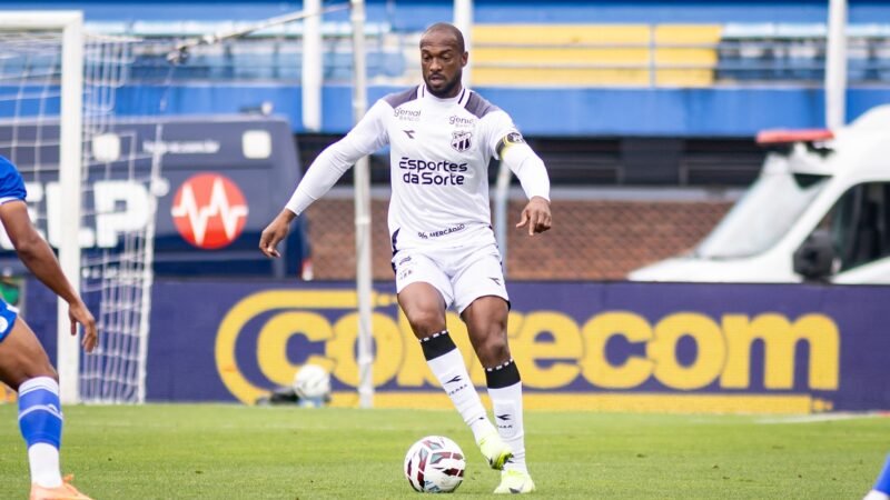 Invicto desde que voltou a ser titular, Luiz Otávio ganha espaço e fortalece defesa do Ceará