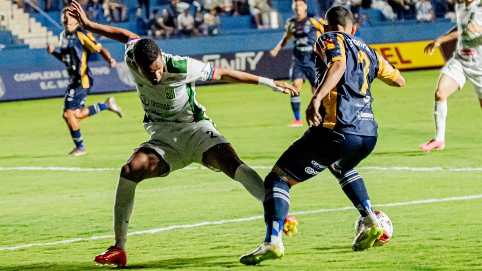 São João del-Rei bate Novo Esporte com hat-trick de Natã no Hexagonal da 2ª Divisão do Mineiro