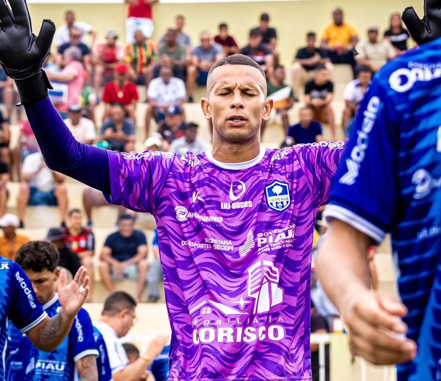 Oeirense renova contrato com o goleiro Johnathan Carvalho para o Piauiense 2027