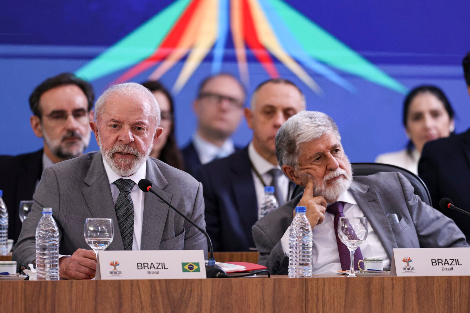 ‘Escudo das Américas’ de Trump tenta impor ‘cerco’ contra o Brasil sob argumento ‘falso’ de combate ao crime, diz Amorim