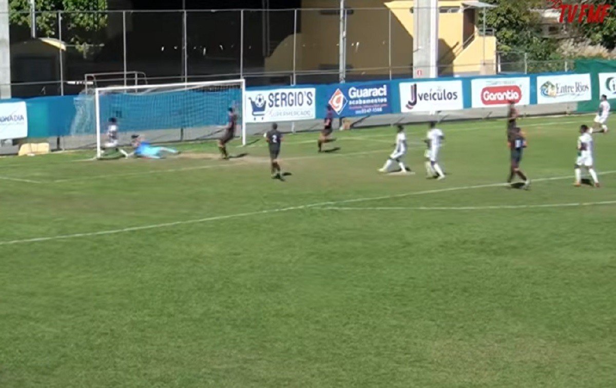 Novo Esporte vence Nacional de Muriaé e segue na briga por classificação na 2ª Divisão