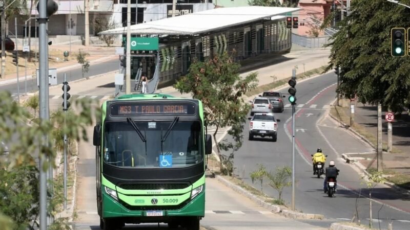 Tarifa zero nos ônibus aos fins de semana pode reduzir inflação em 0,25 ponto percentual, diz economista