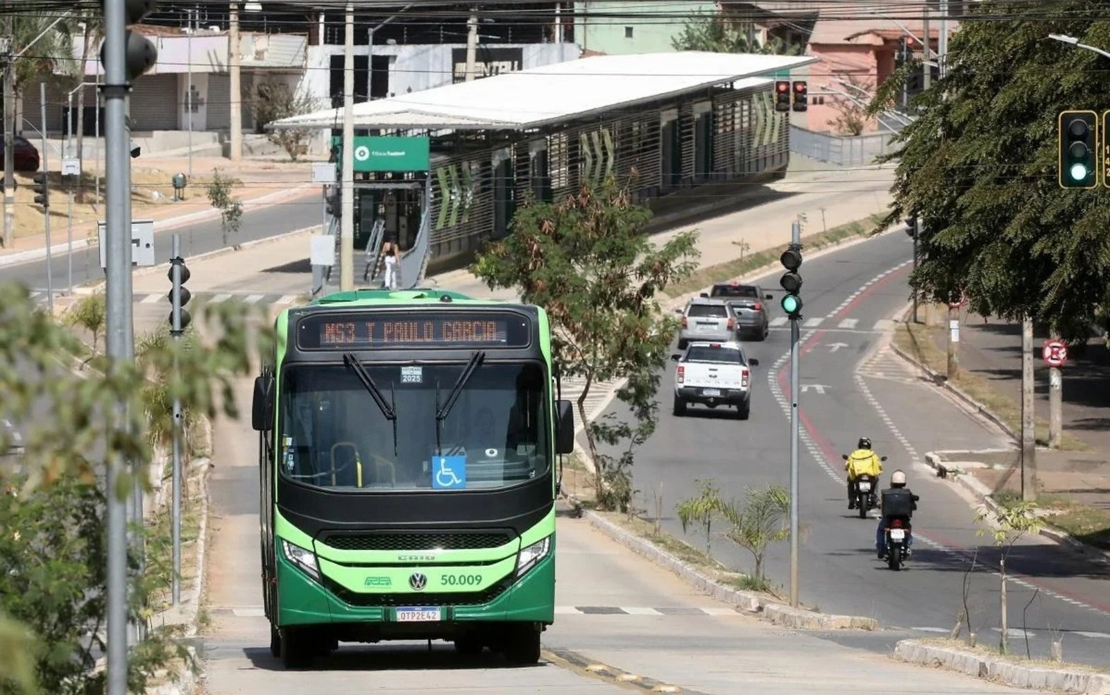 Tarifa zero nos ônibus aos fins de semana pode reduzir inflação em 0,25 ponto percentual, diz economista