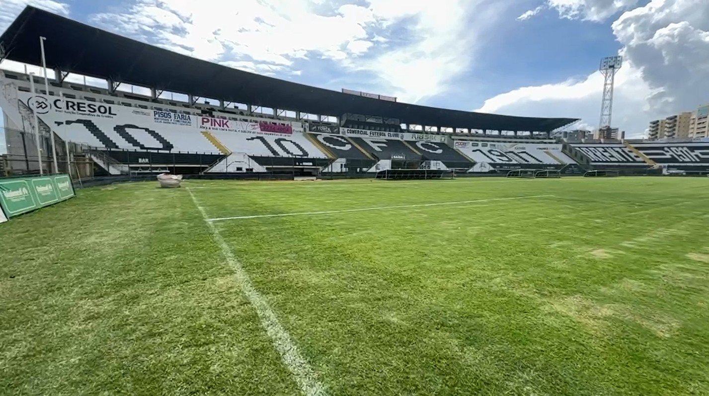 Comercial aposta na força da camisa para superar mercado difícil e montar elenco para A4
