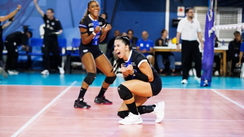 Pinheiros bate Brusque no tie-break e vence a primeira na Superliga Feminina