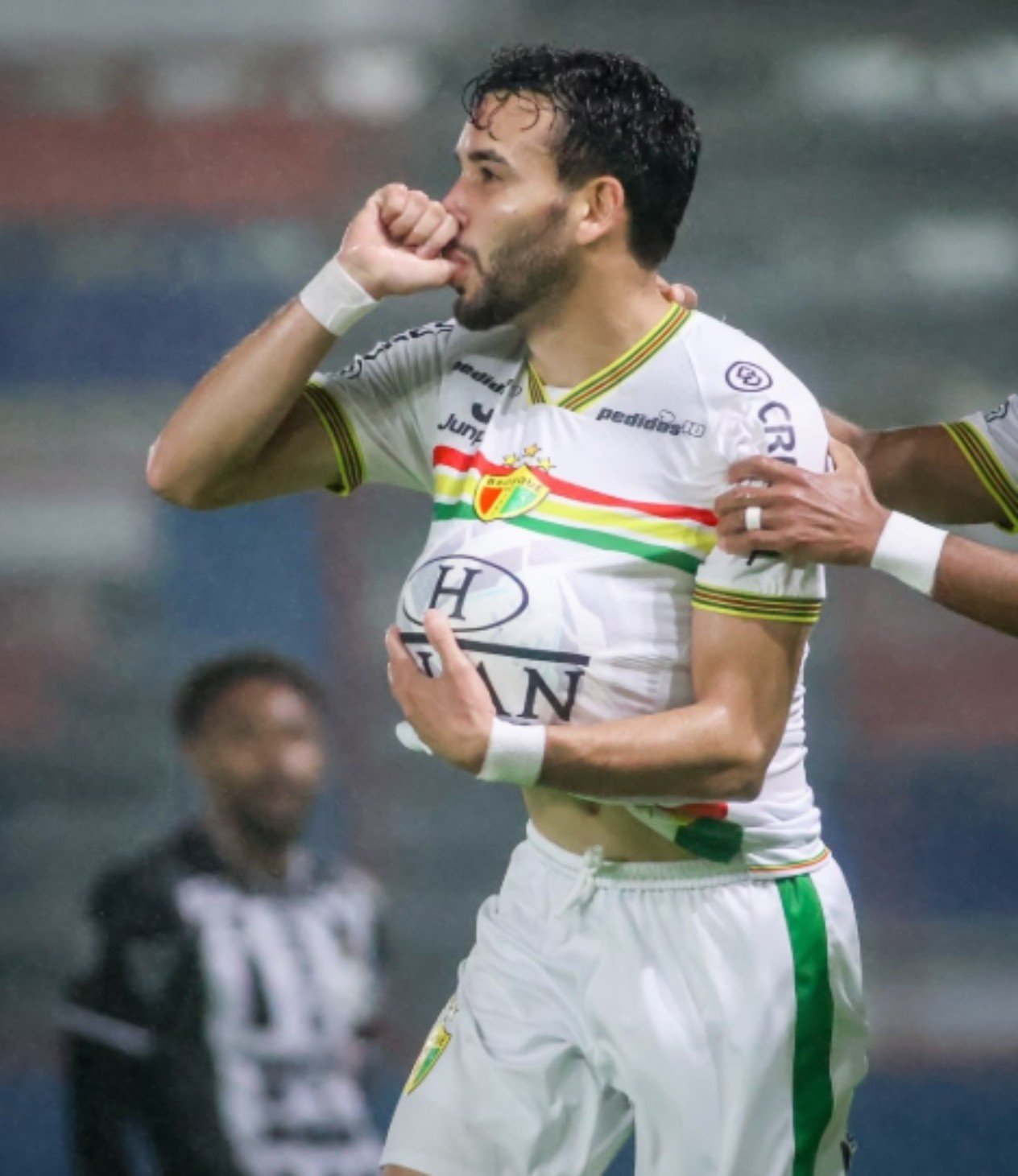 Amazonense Raimar é eleito melhor lateral-esquerdo da Série C