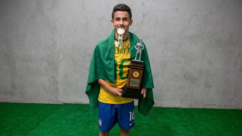 Ex-Atlético-MG, Bahia e com bagagem na Europa, Hélio Jr. acerta com o Guaporé para o Rondoniense 2027