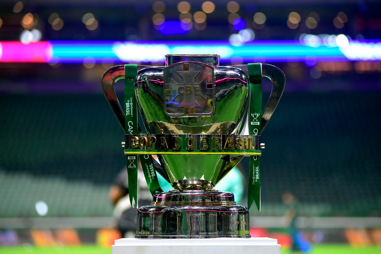 Copa do Brasil vira esperança do Vasco na temporada em meio ao risco no Brasileirão e à eliminação na Sula