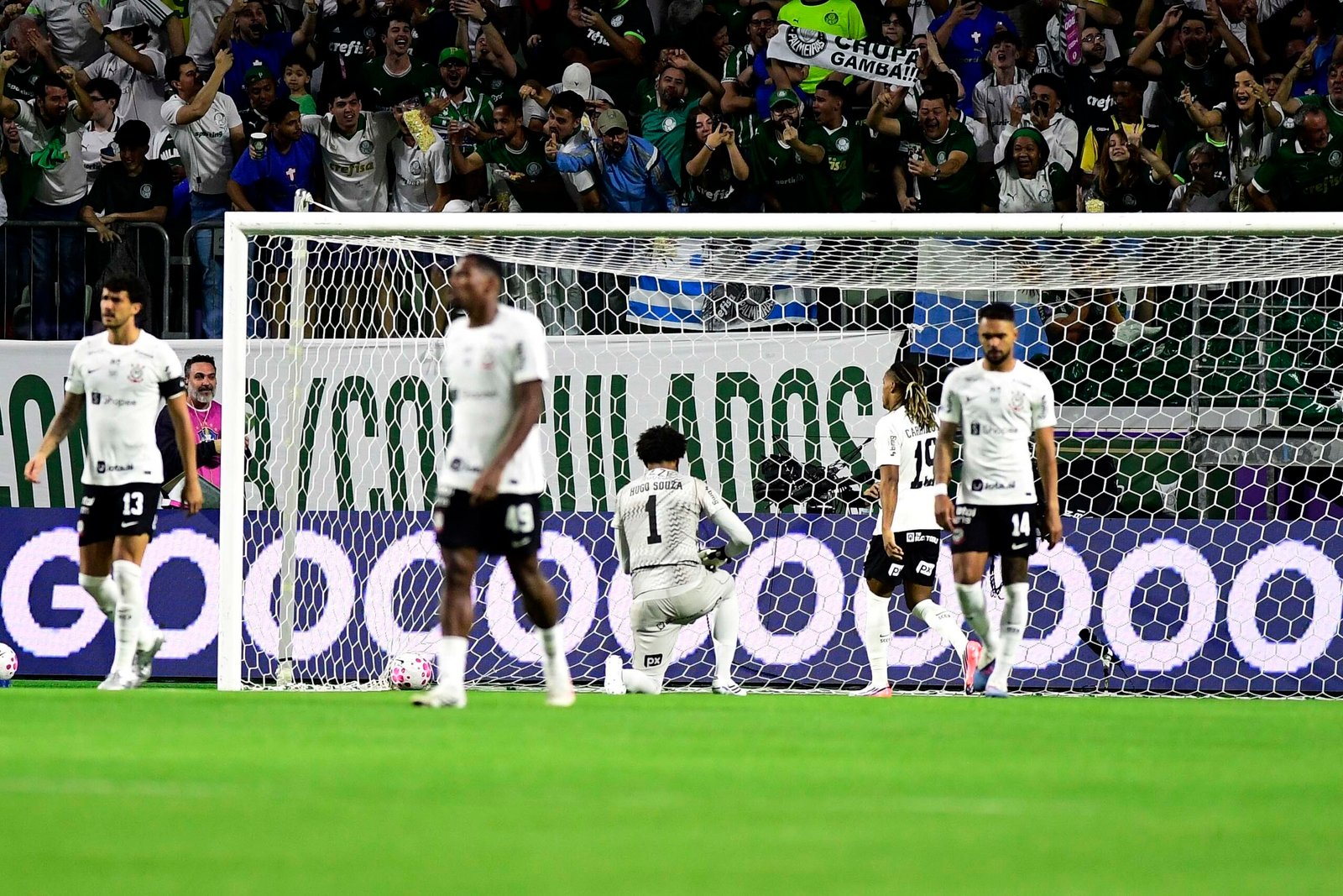 Corinthians iguala pior campanha em um turno na história do Brasileirão com 20 times