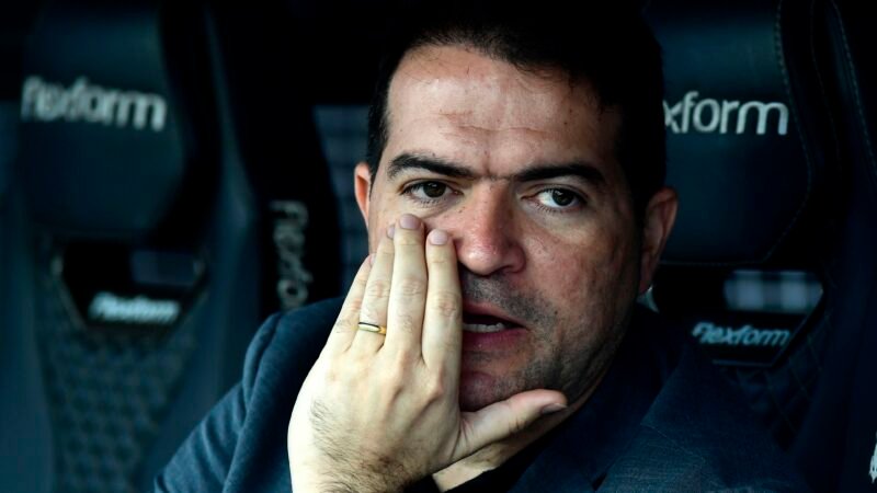 Marcelo Paz explica demissão de Diniz no Corinthians: “Precisamos de um fato novo”