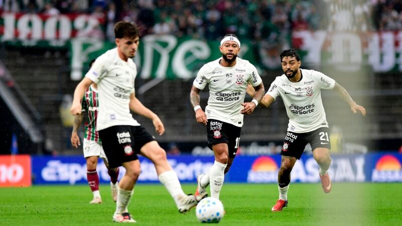 Justiça determina suspensão da exibição do patrocínio da Fatal Fans no Corinthians