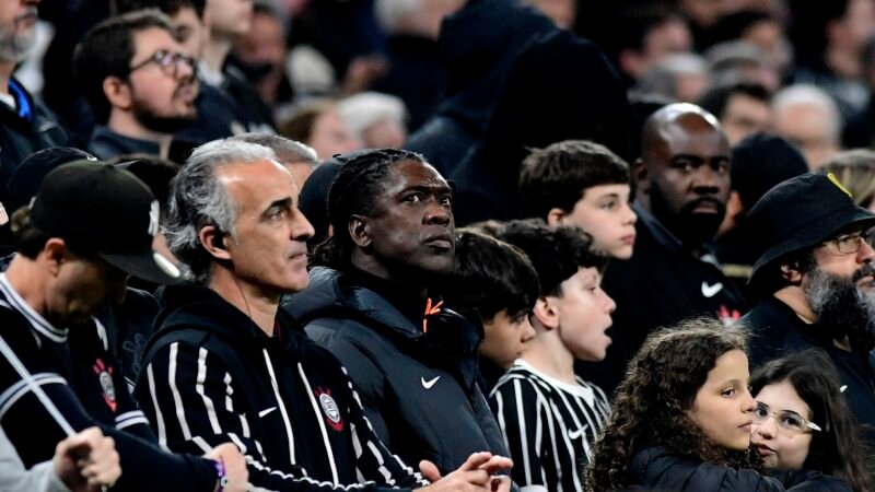 Corinthians: Seedorf terá de provar que é mais do que pensamento mágico