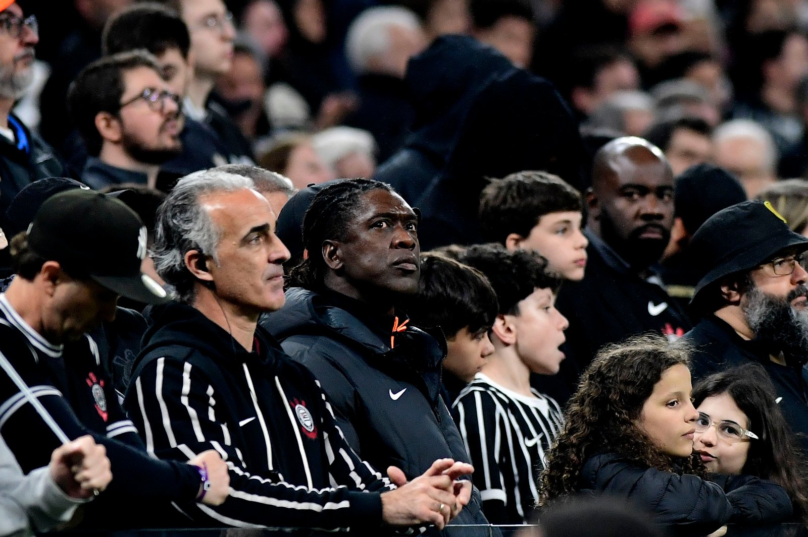 Corinthians: Seedorf terá de provar que é mais do que pensamento mágico