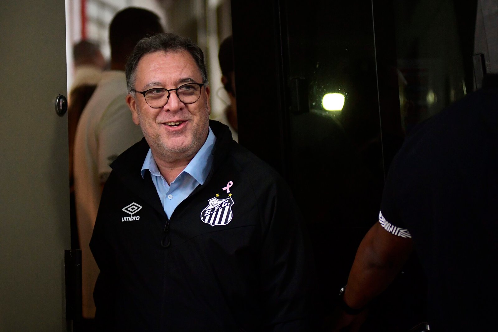 Presidente do Santos promete conversa com o Cruzeiro para manter Gabigol: “Na hora certa”