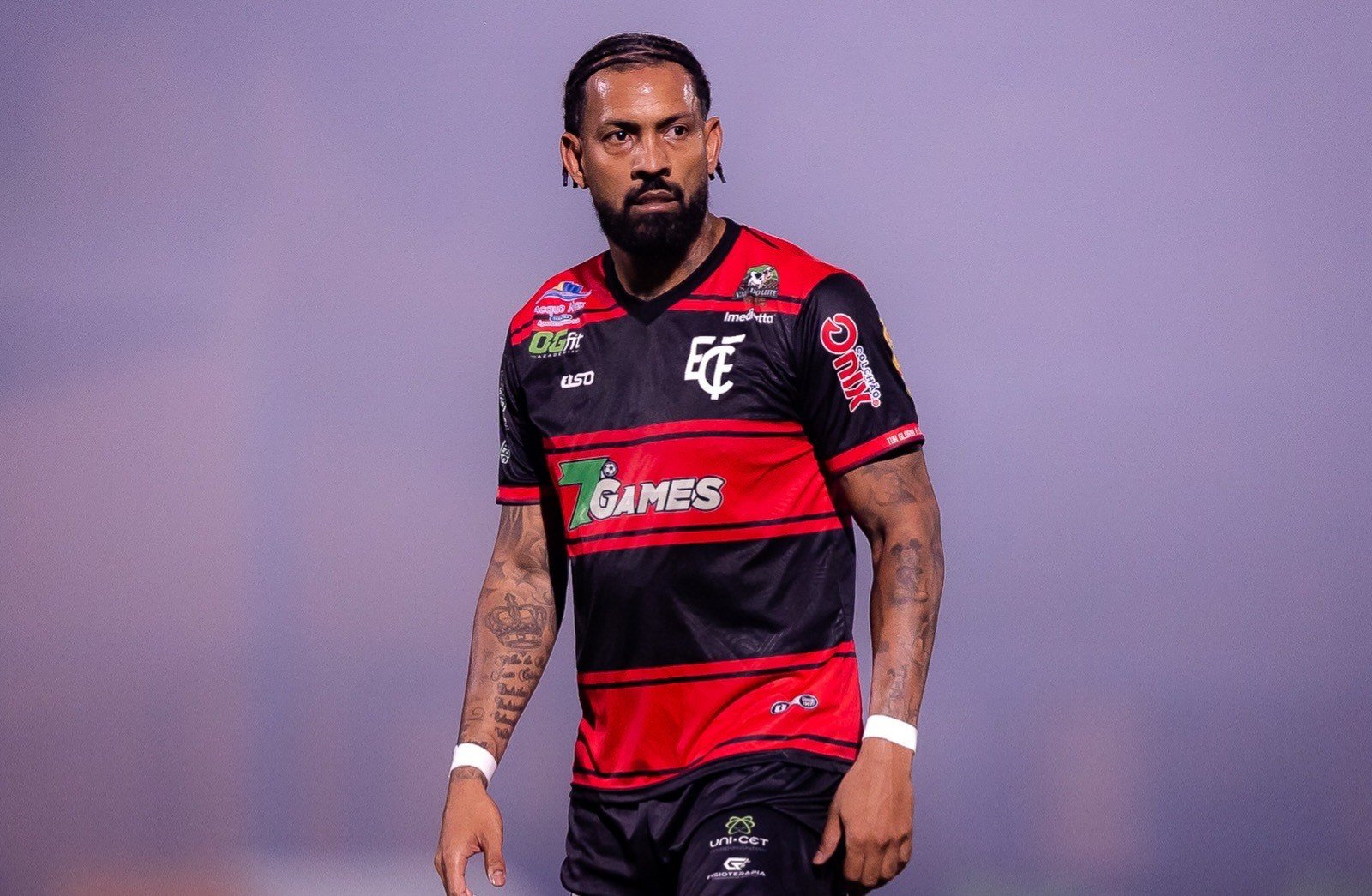QFC contrata meia Everton Heleno, ex-CSA e Flamengo-PI