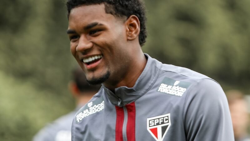 São Paulo é cobrado na Justiça por dívida de R$ 524 mil pela venda de Lucas Ferreira
