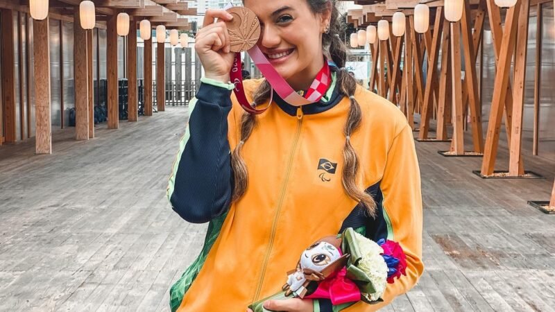 Medalhista paralímpica e campeã mundial, Luiza Fiorese amputa perna após 12 cirurgias