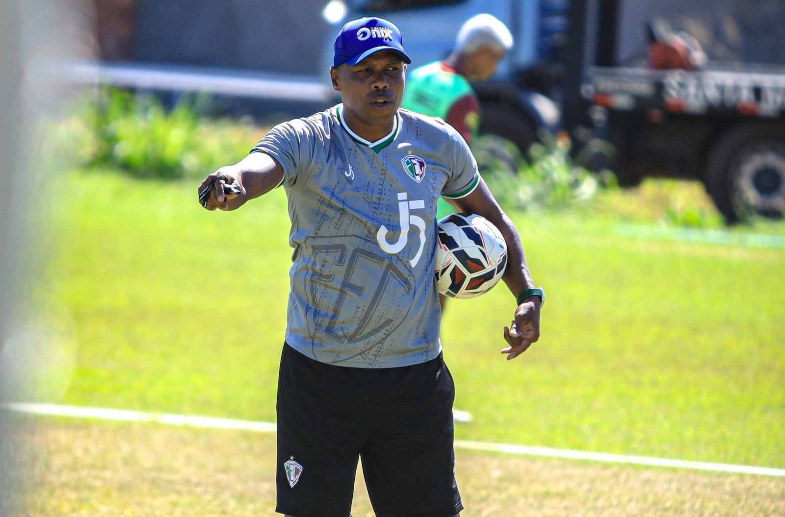 Fluminense-PI agenda conversas para definir técnico e projeta início de pré-temporada para novembro