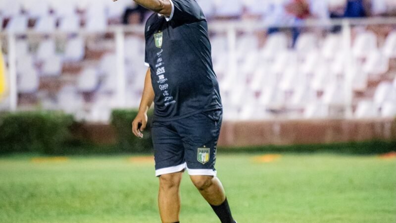 Piripiri desliga oficialmente técnico Alajohny Silva antes da final do Piauiense Feminino 2026