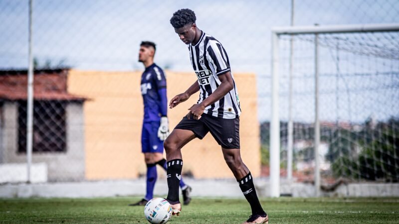 De atacante a zagueiro da Seleção: como Jonathan Jesus mudou de posição no Ceará antes de brilhar