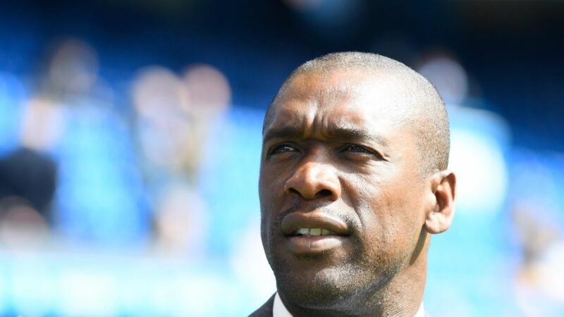 Seedorf chega ao Brasil nesta quarta e terá cinco dias de treino antes de estrear pelo Corinthians