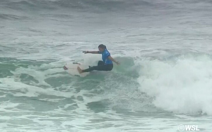 Sophia Medina perde para surfista japonesa e se despede do CS de Maresias nas oitavas de final